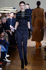 Tina VESHAGURI for Olivier Theyskens PARIS FW 2017